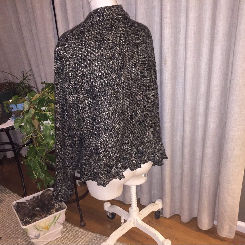 COLDWATER CREEK Jacket Ruffled Lapel & Cuffs  jacket - XL - Picture 6 of 10